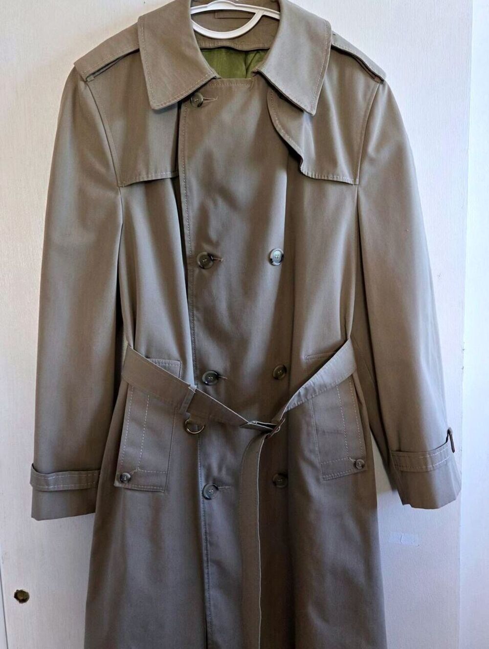 Weathercraft Tan Double-Breasted Trench Coat with belt Size 40